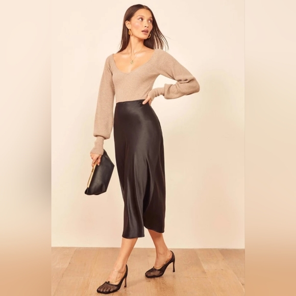 Reformation pratt silk skirt - Picture 3 of 3